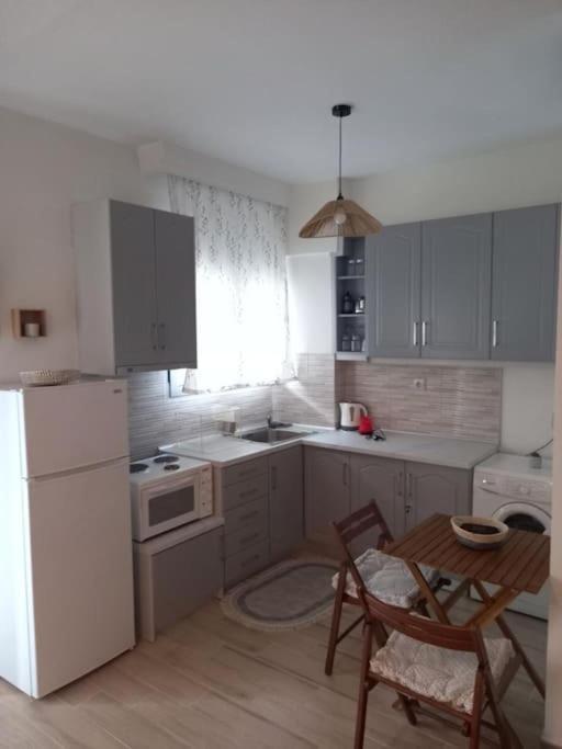 Vagelishome Komotini Bagian luar foto