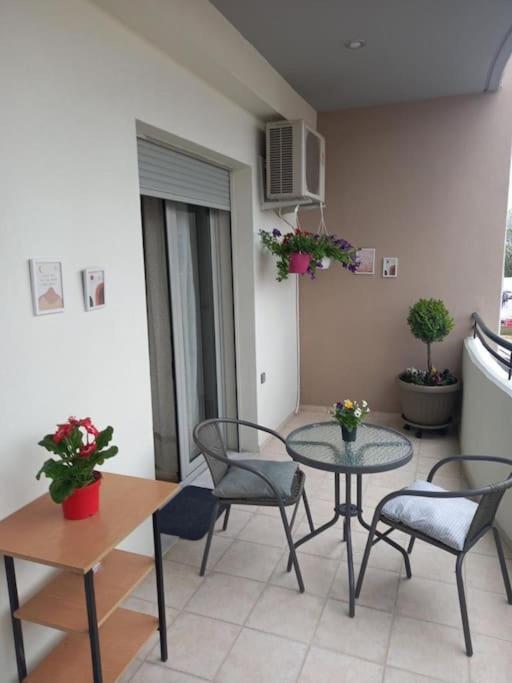Vagelishome Komotini Bagian luar foto